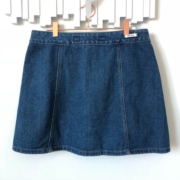 Brandy Melville • circle jean skirt / snap-up - Picture 5 of 6